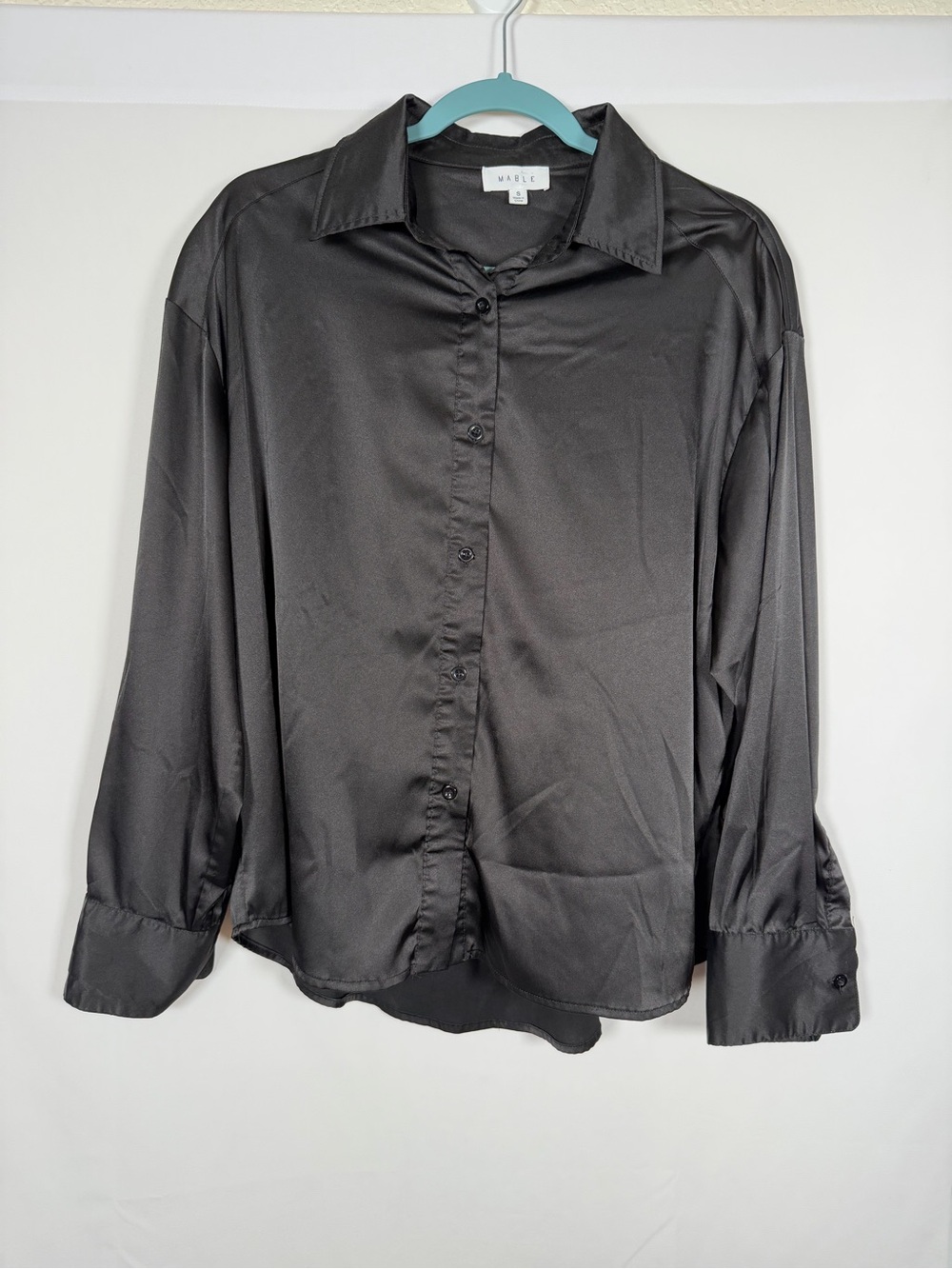 Mable Button-Up Blouse in Black
